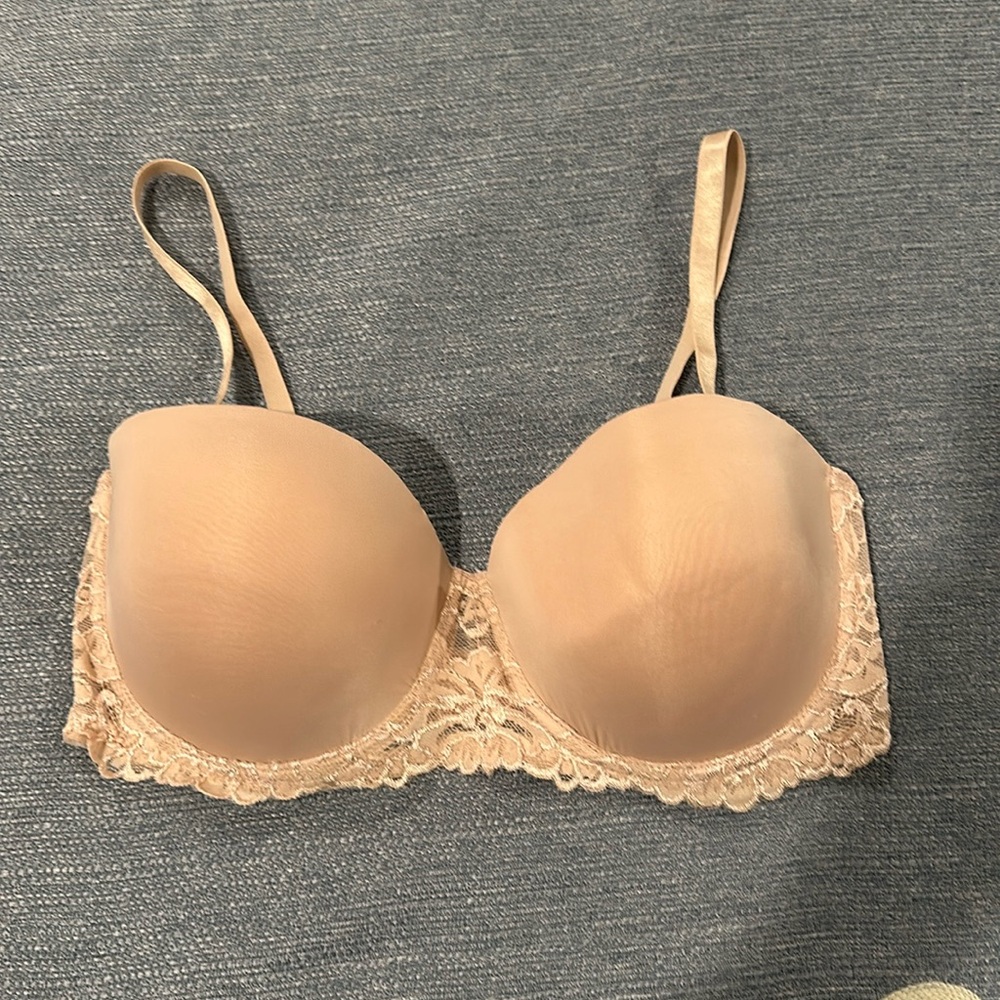 Marilyn Monroe Intimates Bra 36D, removable straps